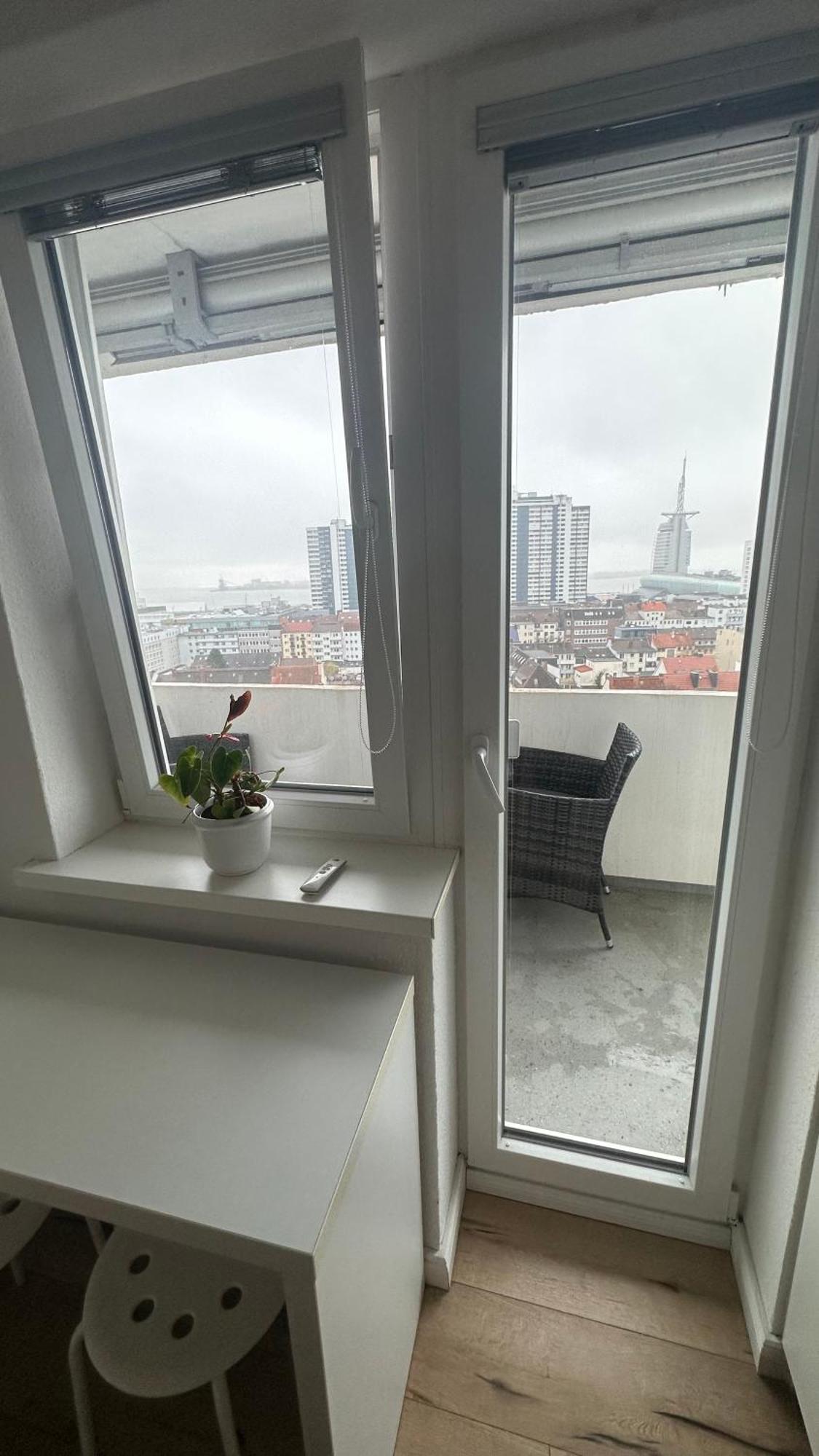 Appartement Penthouse Atmosphaere Mit Meerblick Am Deich 11 Bremerhaven